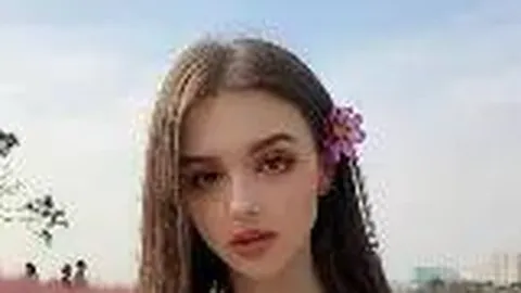 【双色球2025140期】揭秘今世愚公独家攻略：凤舞九天，龙头凤尾再现传奇组合——21与33！